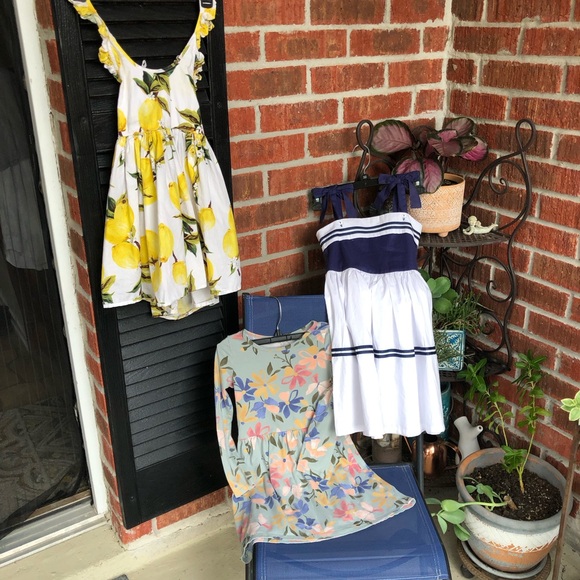3 Girl’s Dresses 6/7 - Picture 1 of 12